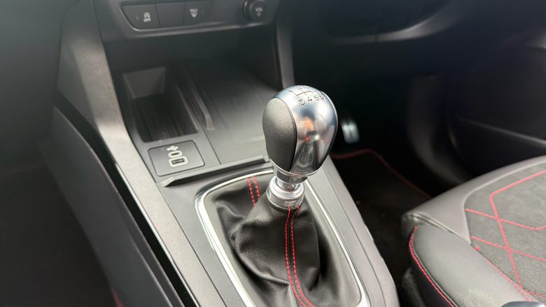 Ford Puma 1.0 EcoBoost Hybrid mHEV ST-Line X 5dr Petrol Hatchback